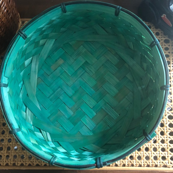 Groovy Vintage Green Sunflower Basket - Picture 11 of 13